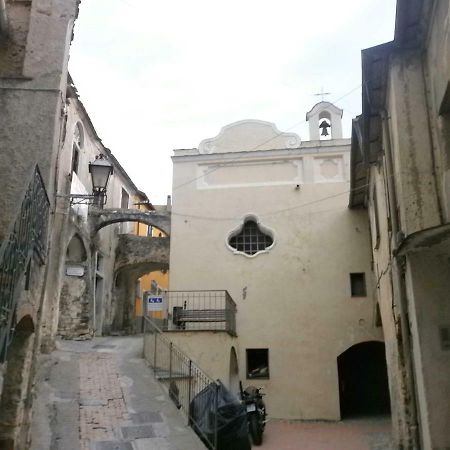 Risorgimento Apartment Cipressa Luaran gambar