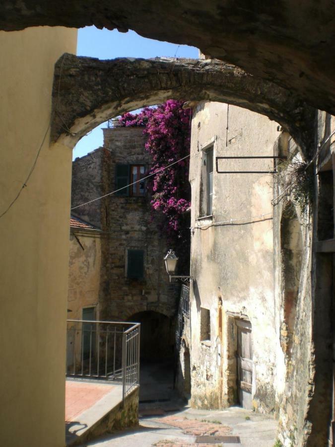 Risorgimento Apartment Cipressa Luaran gambar