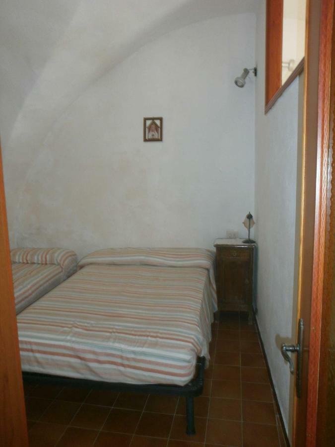 Risorgimento Apartment Cipressa Luaran gambar