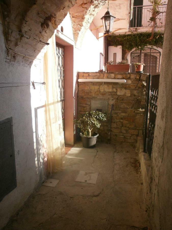Risorgimento Apartment Cipressa Luaran gambar